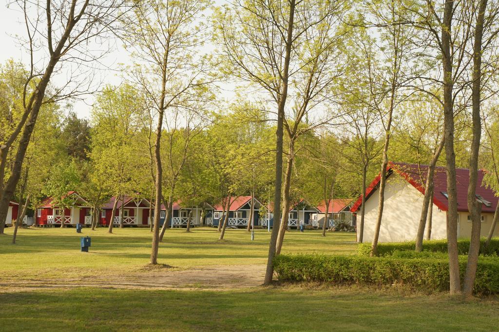 Holiday Resort & Camping Intercamp'84 เวบา ภายนอก รูปภาพ